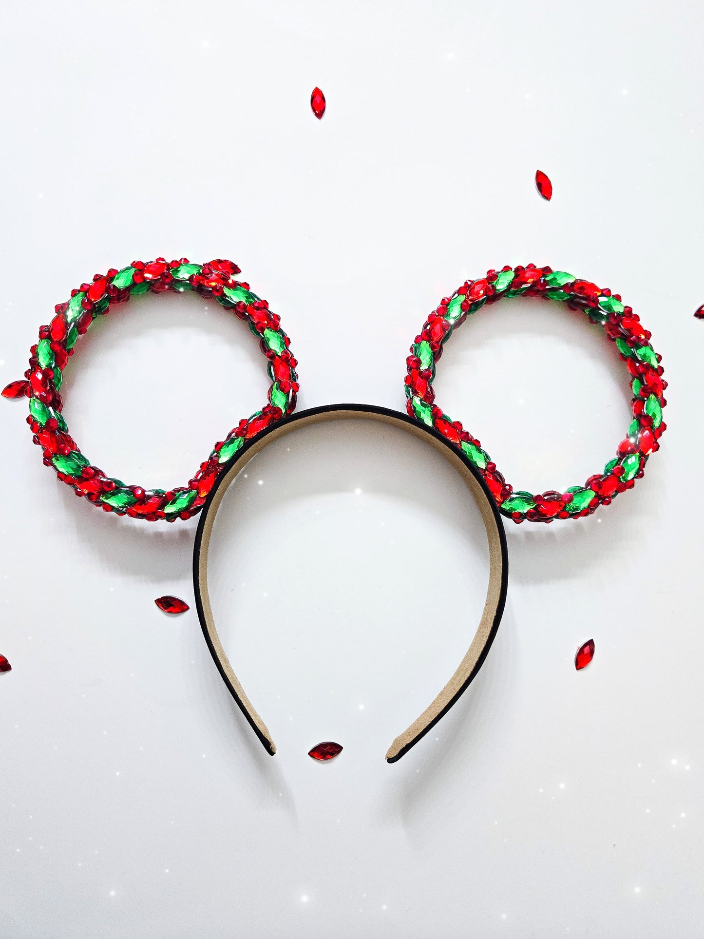 Holiday RED/GREEN rings 3d ears big crystal rhinestone style